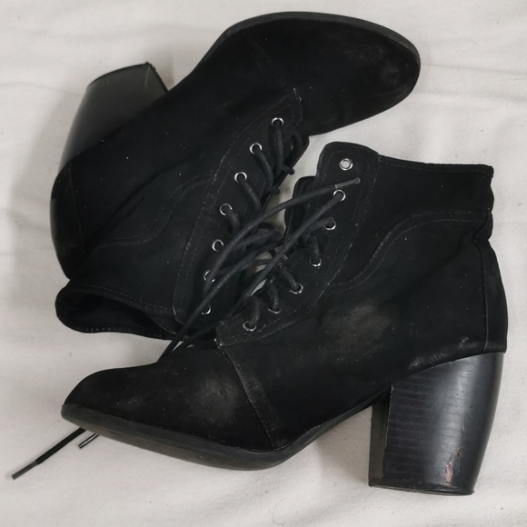 Black suede boots - Picture 2 of 5